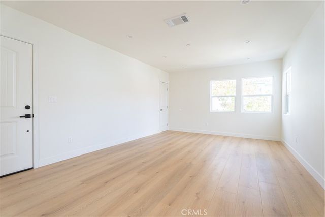 1065 E Spazier 201, Burbank, CA 91502