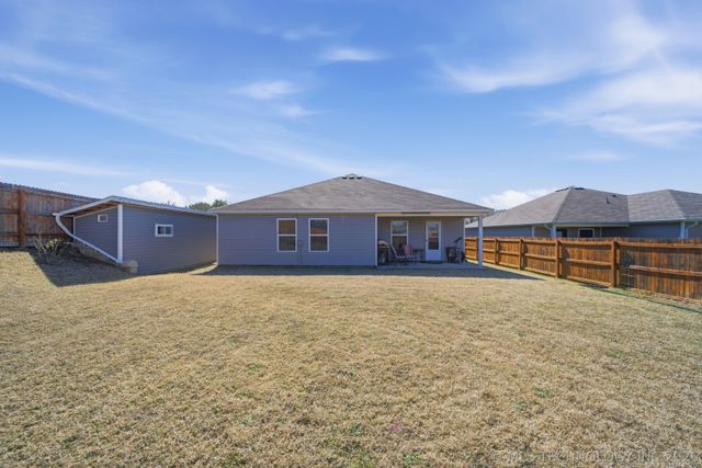 2804 E Quincy Street, Broken Arrow, OK 74014