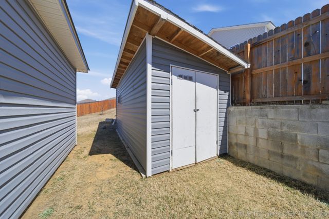 2804 E Quincy Street, Broken Arrow, OK 74014