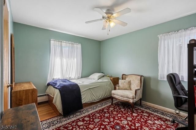 347 Alan Dr, Paramus Boro, NJ 07652