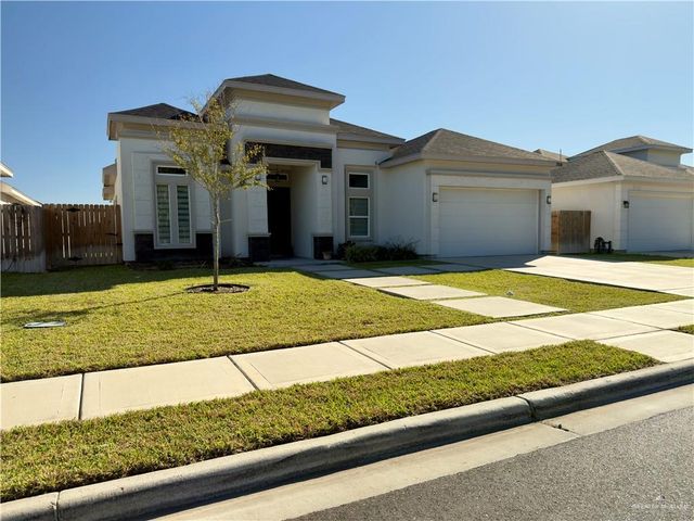 3104 E Zinnia Avenue, Alton, TX 78573