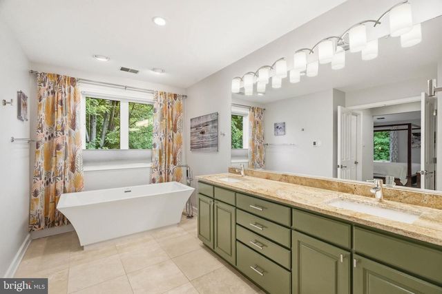 7095 GARDEN WALK, Columbia, MD 21044