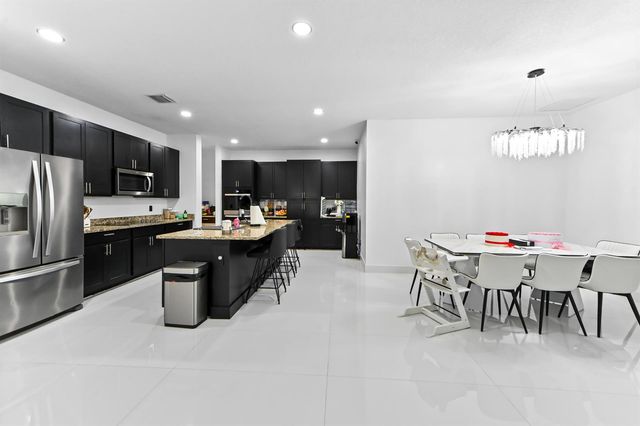 7461 Moonrise Drive, Lake Worth, FL 33467