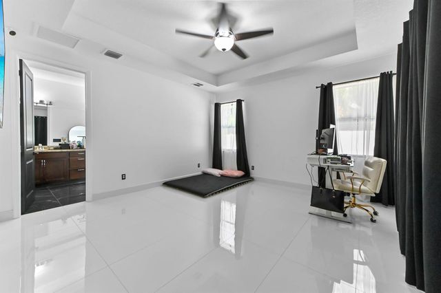 7461 Moonrise Drive, Lake Worth, FL 33467