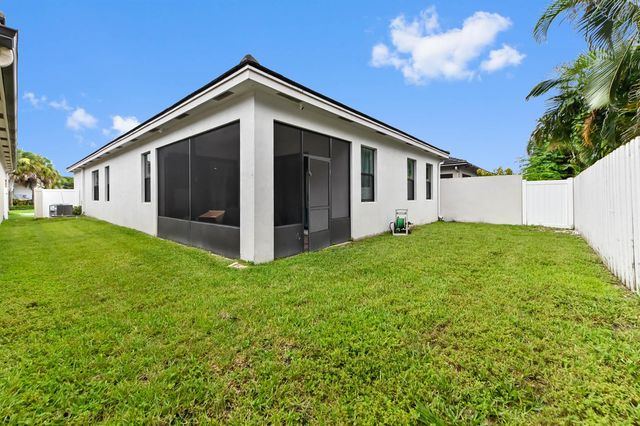 7461 Moonrise Drive, Lake Worth, FL 33467