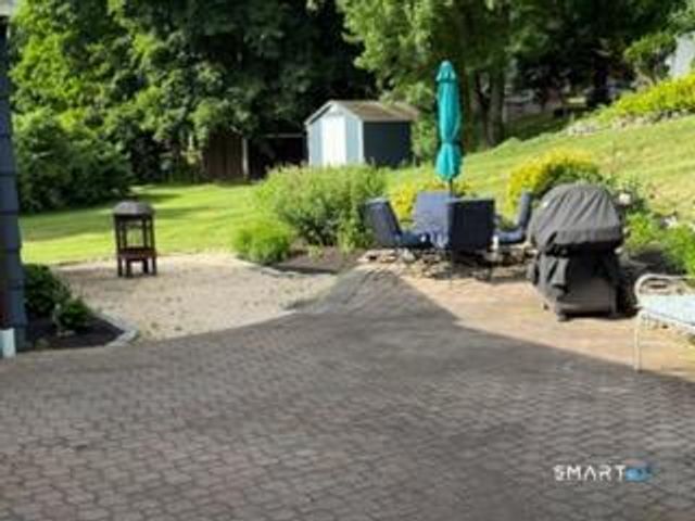 100 Rolling Ridge Road, Hamden, CT 06518