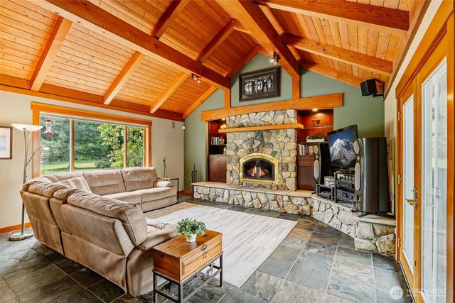 29335 333RD Avenue SE, Ravensdale, WA 98051