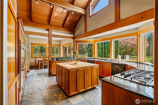 29335 333RD Avenue SE, Ravensdale, WA 98051