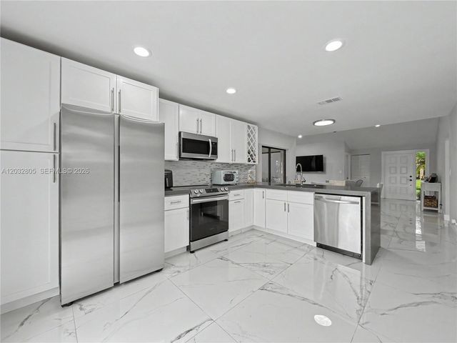19649 Back Nine Drive, Boca Raton, FL 33498