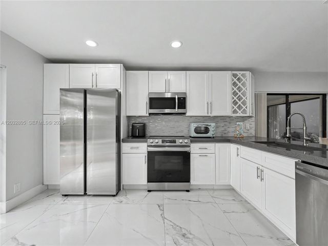 19649 Back Nine Drive, Boca Raton, FL 33498