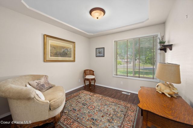 1694 W Cardinal AVE, Hayden, ID 83835