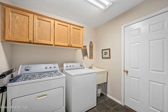 1694 W Cardinal AVE, Hayden, ID 83835