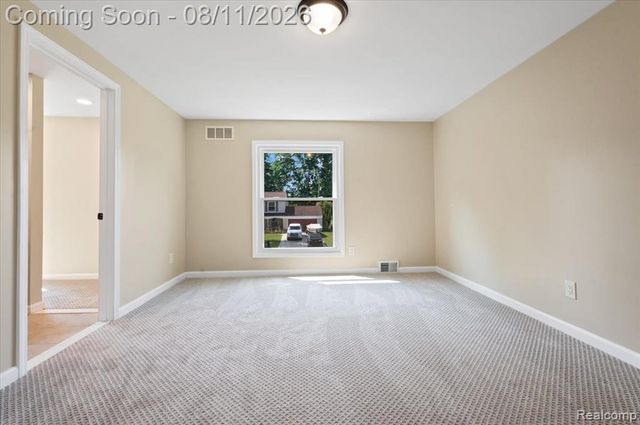 4765 Brockham Way, Sterling Heights, MI 48310