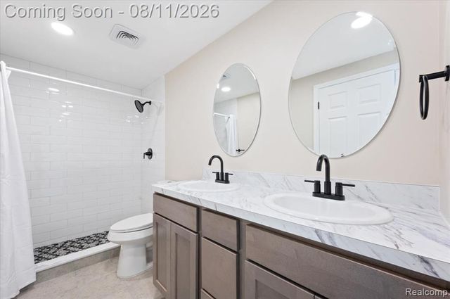 4765 Brockham Way, Sterling Heights, MI 48310