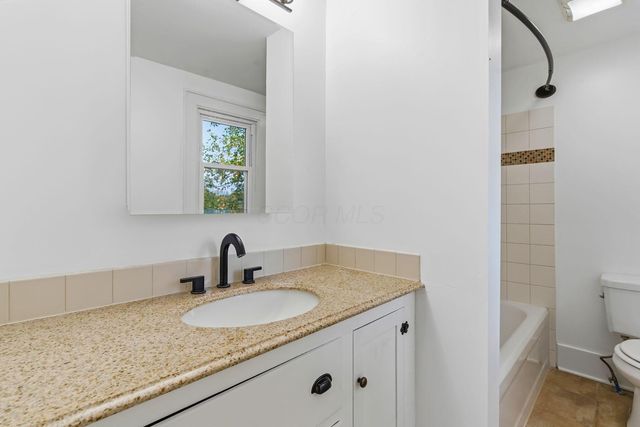 69 Webb Street, Delaware, OH 43015