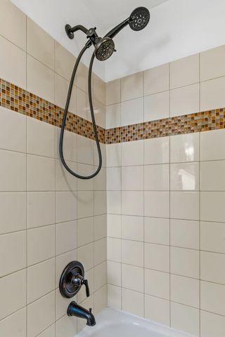 69 Webb Street, Delaware, OH 43015