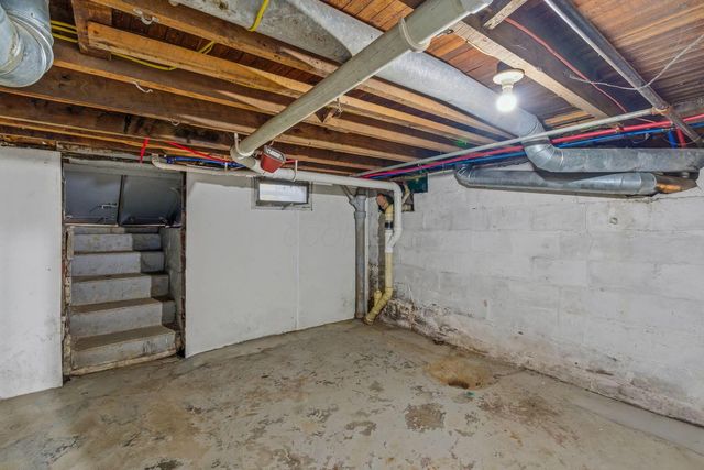 69 Webb Street, Delaware, OH 43015