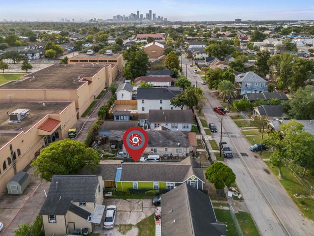 6940 Avenue K B, Houston, TX 77011