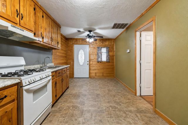 6940 Avenue K B, Houston, TX 77011
