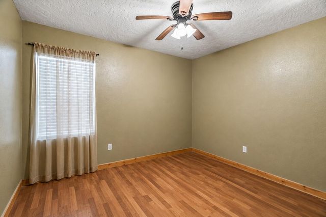 6940 Avenue K B, Houston, TX 77011
