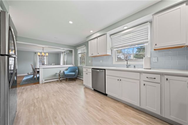 17 Suffolk Street, Perinton, NY 14450