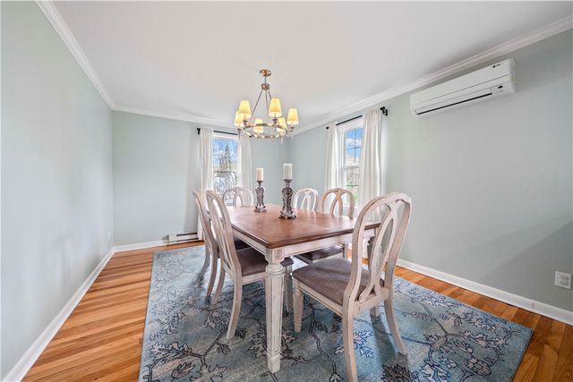 17 Suffolk Street, Perinton, NY 14450