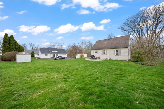 17 Suffolk Street, Perinton, NY 14450