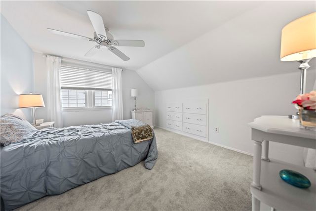 17 Suffolk Street, Perinton, NY 14450