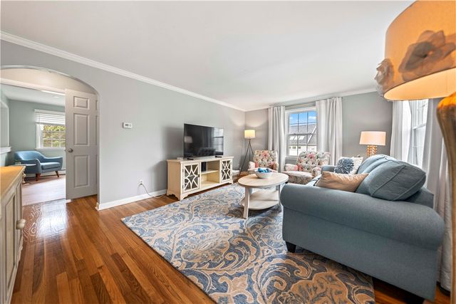 17 Suffolk Street, Perinton, NY 14450