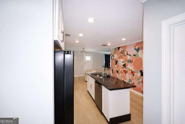 1184 Metropolitan Parkway SW, Atlanta, GA 30310