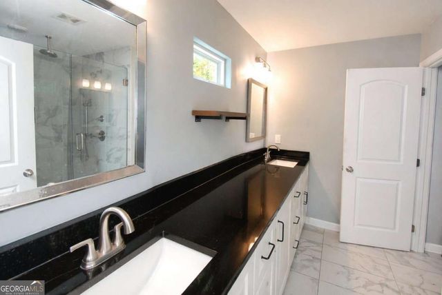 1184 Metropolitan Parkway SW, Atlanta, GA 30310