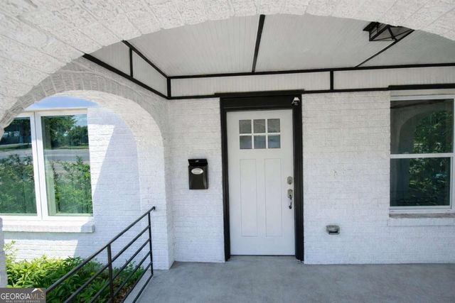 1184 Metropolitan Parkway SW, Atlanta, GA 30310