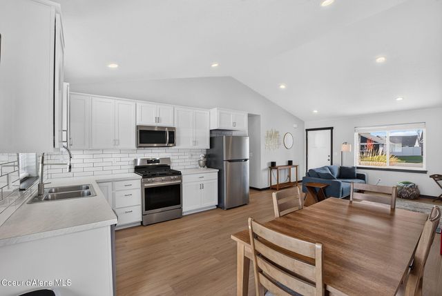 6295 W Bowmore LN, Rathdrum, ID 83858