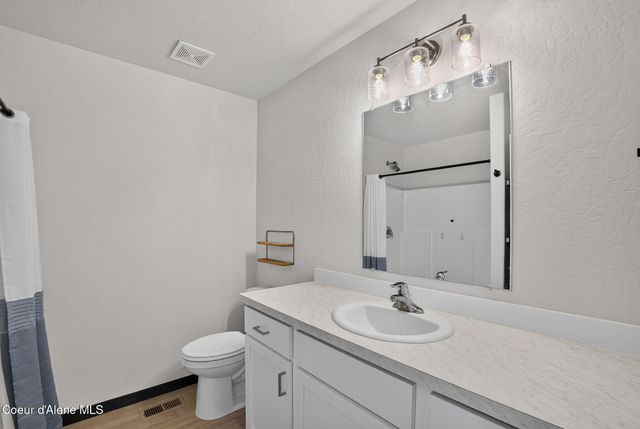 6295 W Bowmore LN, Rathdrum, ID 83858