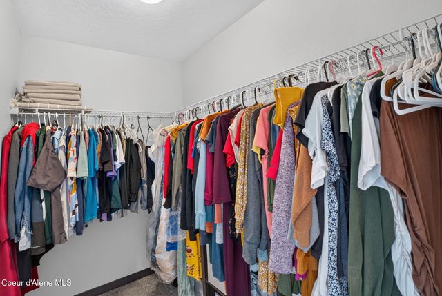 6295 W Bowmore LN, Rathdrum, ID 83858