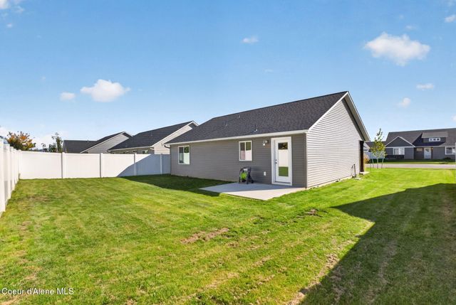 6295 W Bowmore LN, Rathdrum, ID 83858