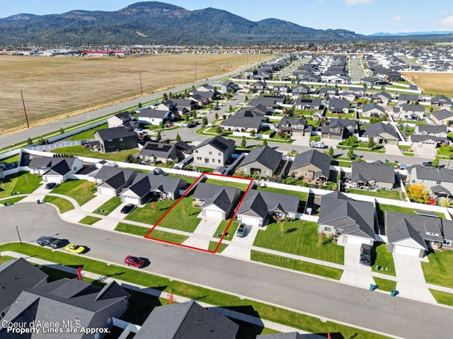 6295 W Bowmore LN, Rathdrum, ID 83858