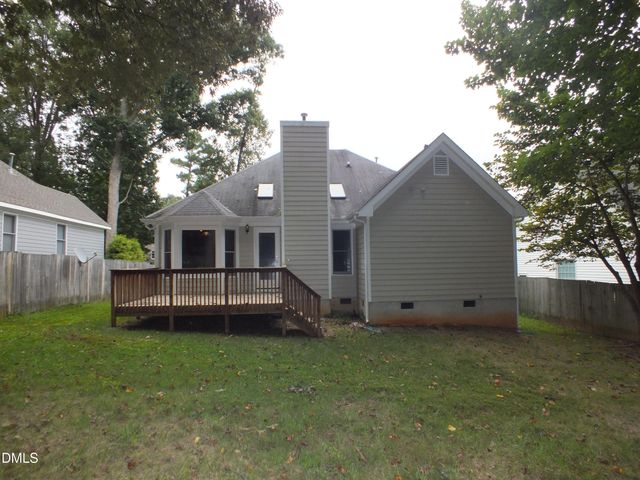 9827 Sovereign Way, Wake Forest, NC 27587