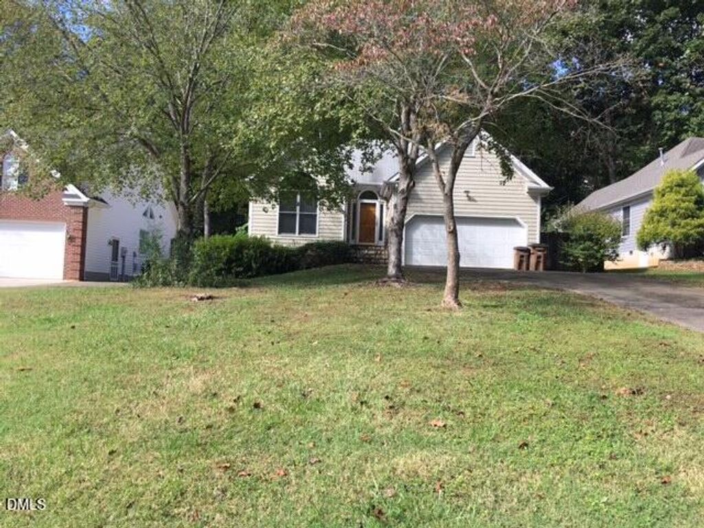 9827 Sovereign Way, Wake Forest, NC 27587