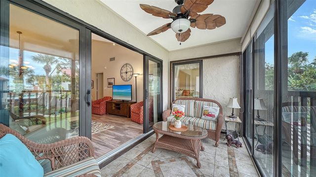 6204 MIDNIGHT PASS ROAD 205, Sarasota, FL 34242