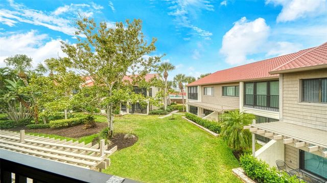 6204 MIDNIGHT PASS ROAD 205, Sarasota, FL 34242