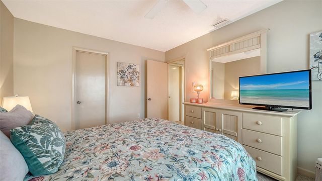 6204 MIDNIGHT PASS ROAD 205, Sarasota, FL 34242