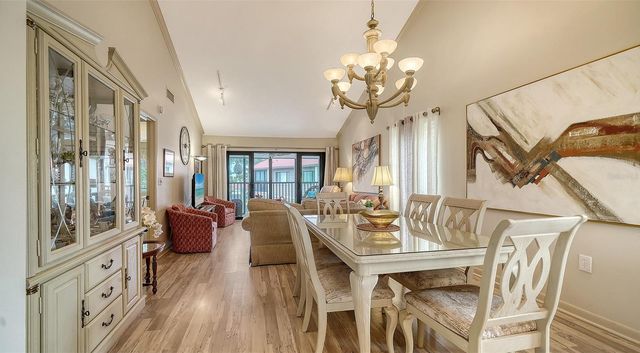 6204 MIDNIGHT PASS ROAD 205, Sarasota, FL 34242