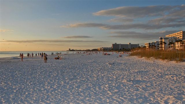 6204 MIDNIGHT PASS ROAD 205, Sarasota, FL 34242