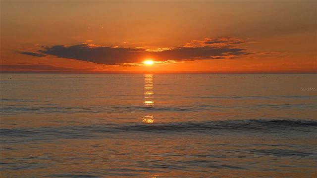 6204 MIDNIGHT PASS ROAD 205, Sarasota, FL 34242