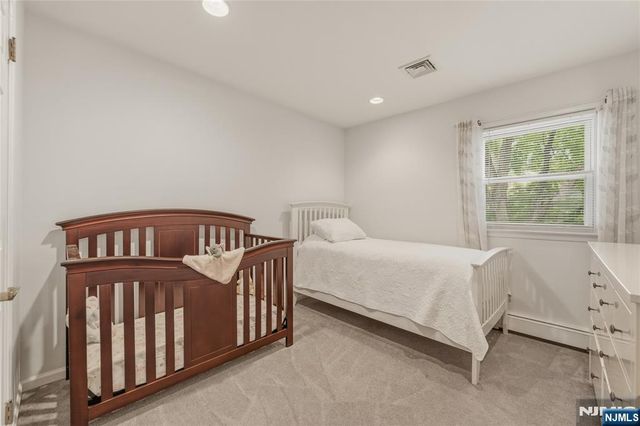 290 McHenry Drive, Paramus, NJ 07652