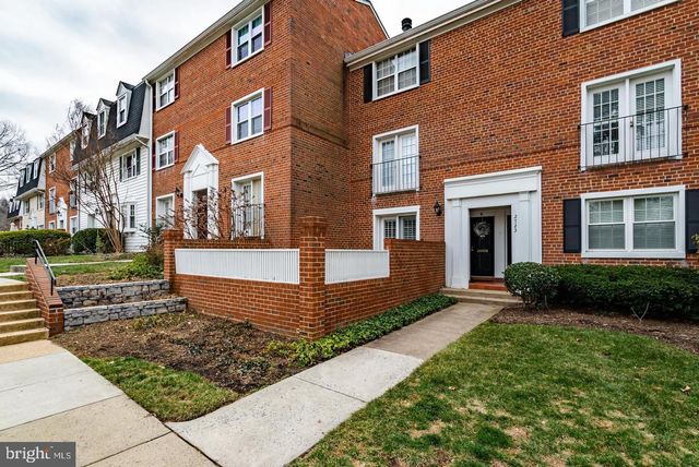 2723 S Walter Reed Dr Unit A, Arlington, VA 22206