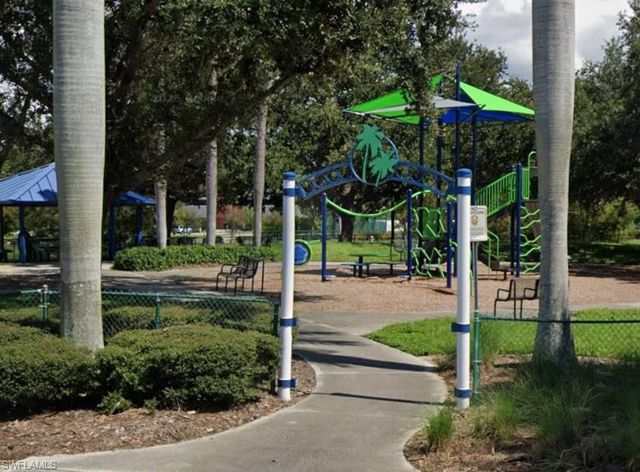 3706 Broadway 37, Fort Myers, FL 33901
