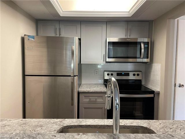 3706 Broadway 37, Fort Myers, FL 33901