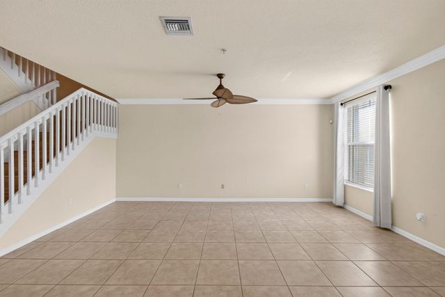 4651 Mimosa Terrace 1212, Coconut Creek, FL 33073